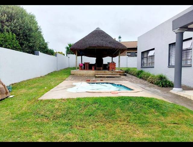 4 BEDROOM HOUSE FOR SALE IN HEUWELOORD